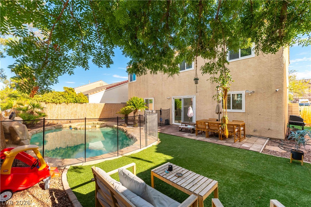 10008 Garamound Avenue Las Vegas NV 89117