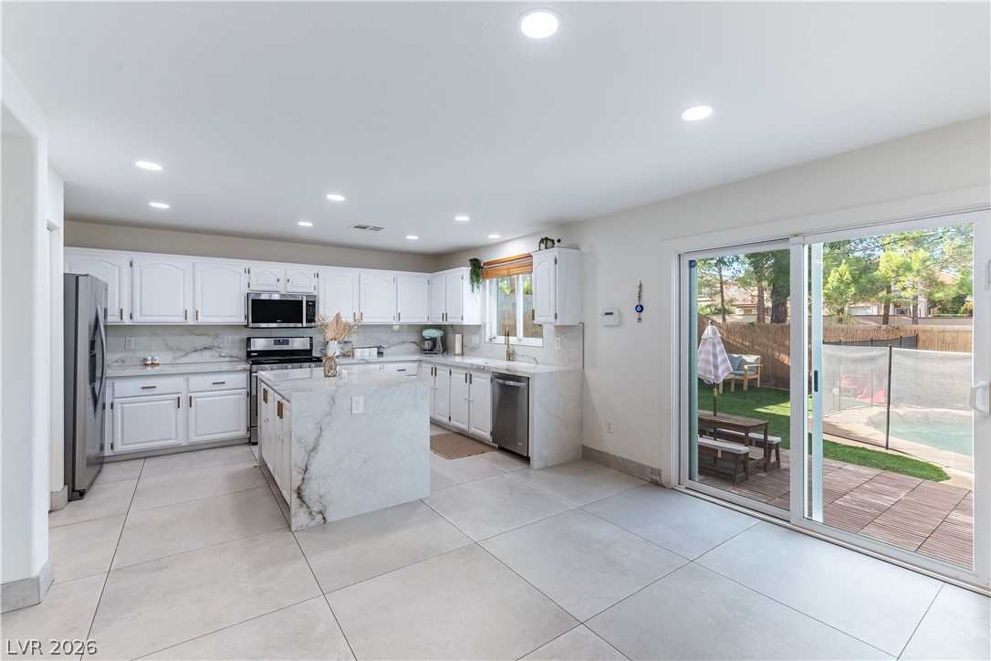 10008 Garamound Avenue Las Vegas NV 89117