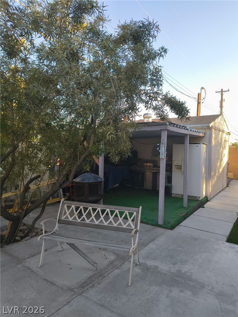 6023 Great Smoky Avenue Las Vegas NV 89156