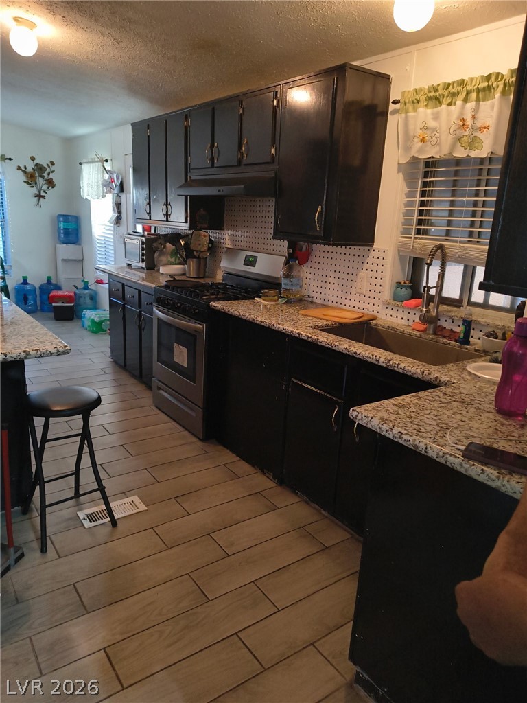 6023 Great Smoky Avenue Las Vegas NV 89156