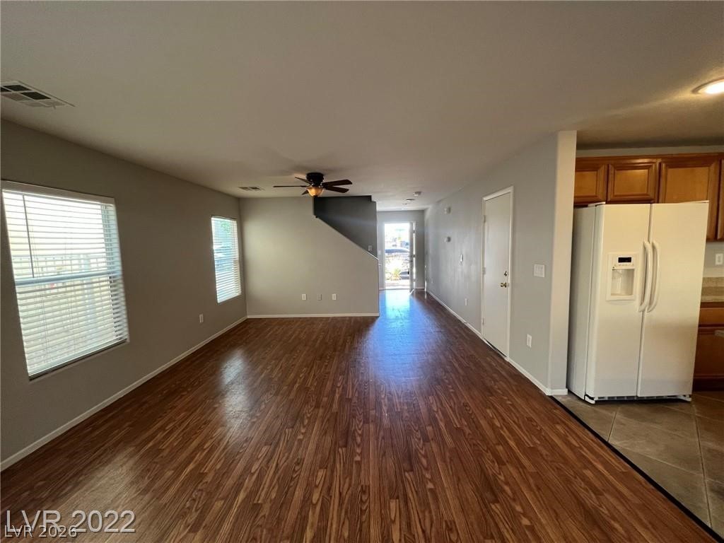 7320 Camden Pine Avenue Las Vegas NV 89129