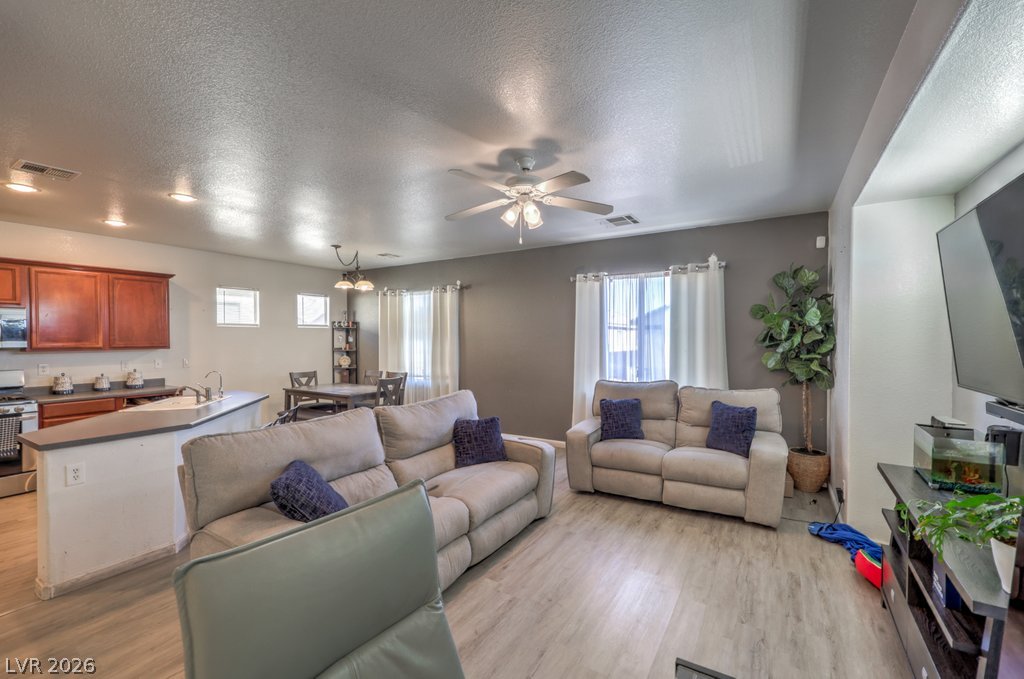 3592 Gloucester Gate Street Las Vegas NV 89122