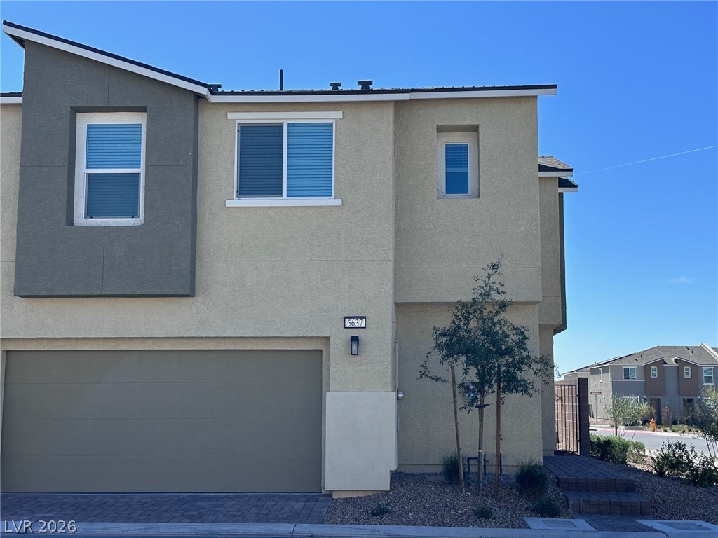 5637 Thunder Blue Avenue Las Vegas NV 89122
