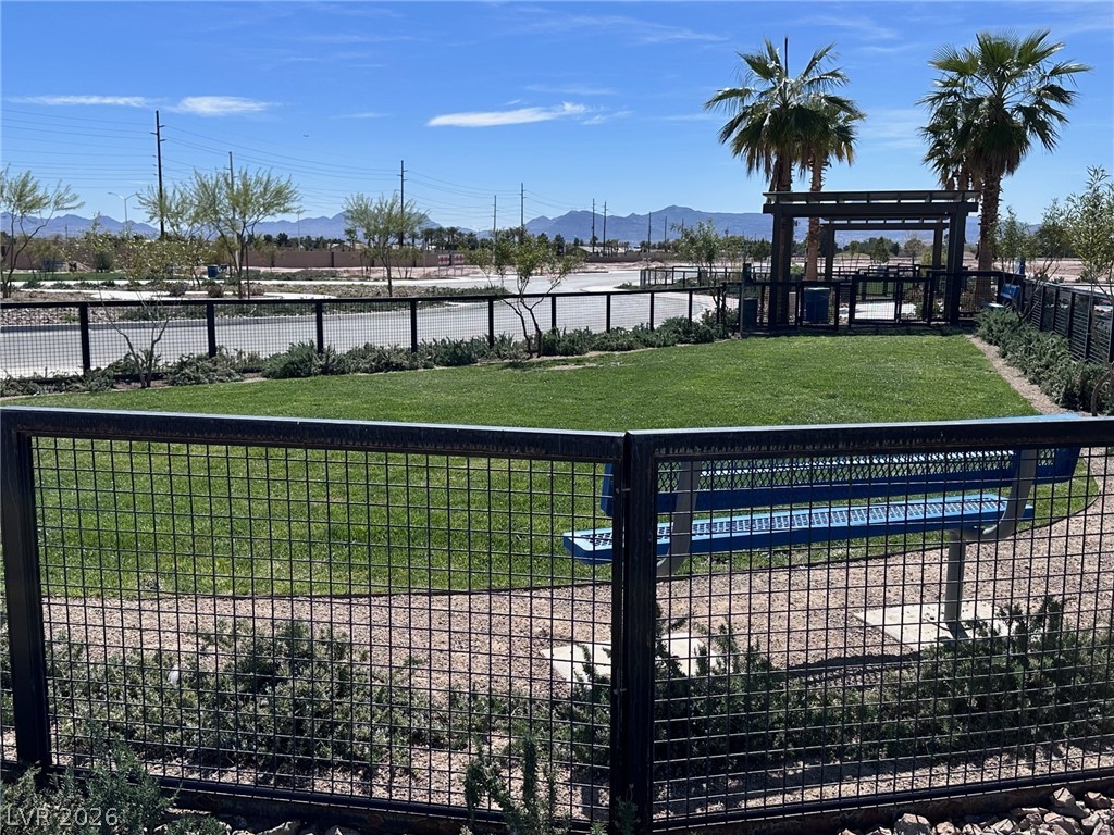 5637 Thunder Blue Avenue Las Vegas NV 89122