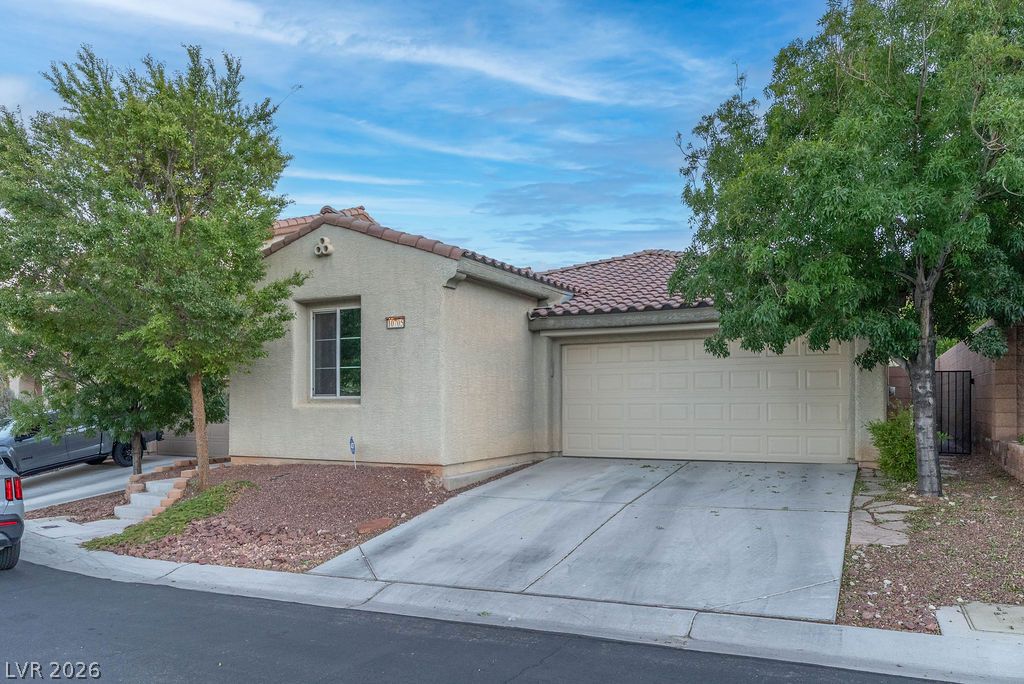 10705 Mentesana Avenue Las Vegas NV 89166