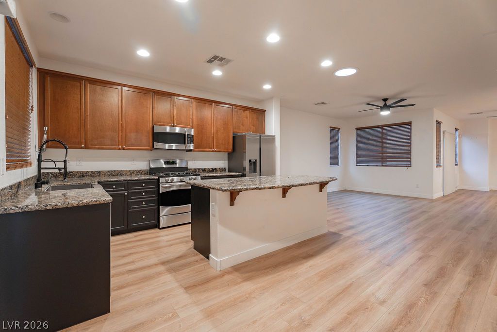 10705 Mentesana Avenue Las Vegas NV 89166