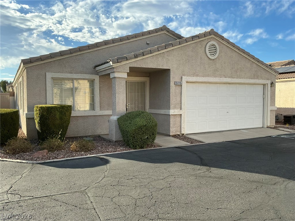 5115 Midnight Oil Drive Las Vegas NV 89122