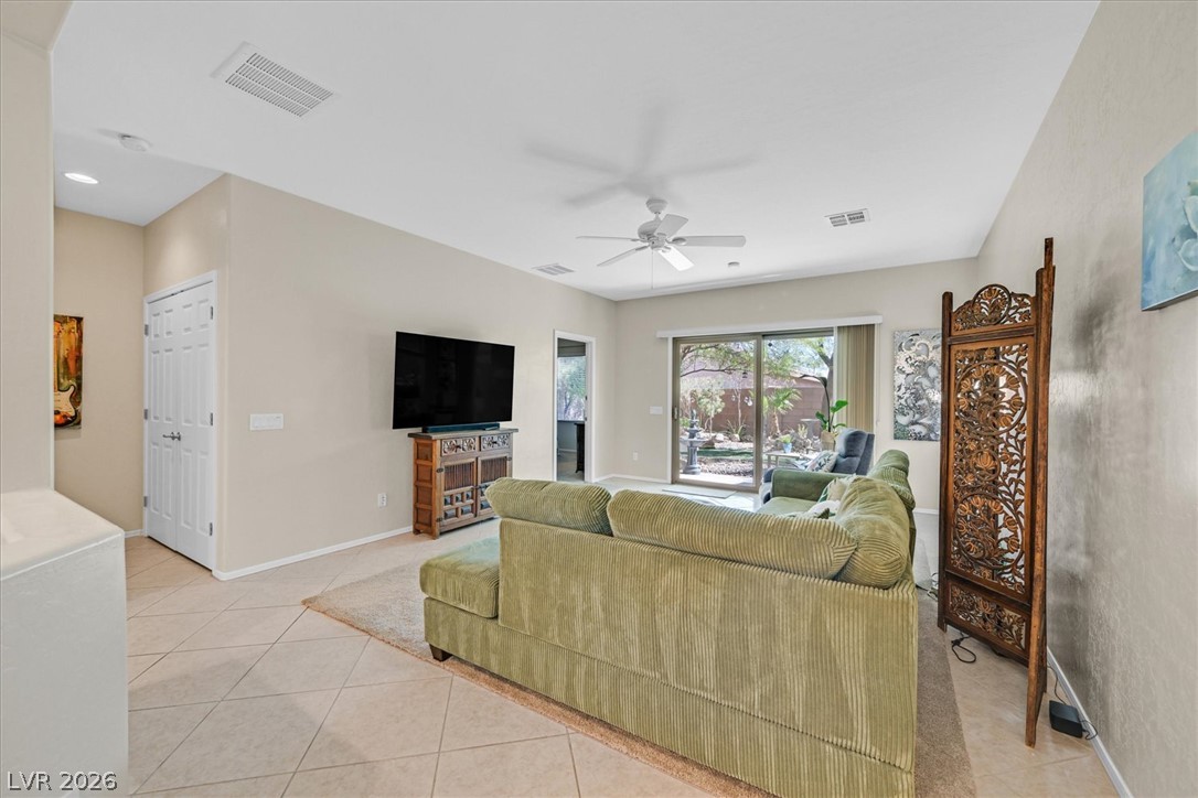 6097 Falconer Avenue Las Vegas NV 89122