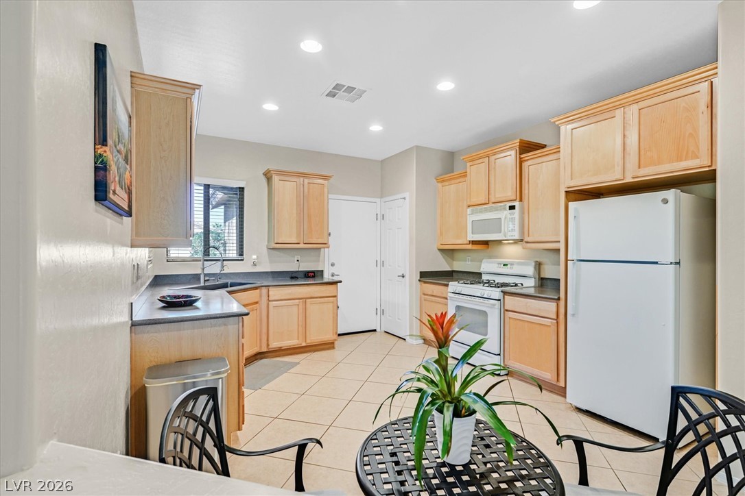 6097 Falconer Avenue Las Vegas NV 89122