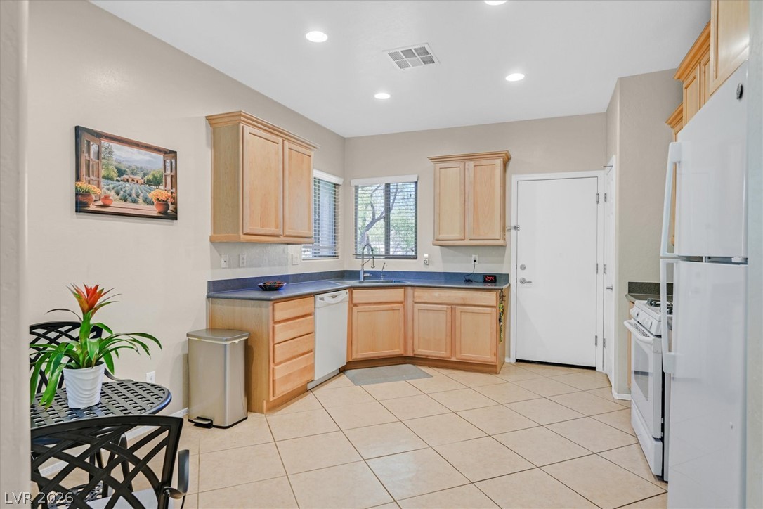 6097 Falconer Avenue Las Vegas NV 89122