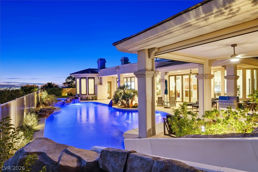 19 Club Vista Drive Henderson NV 89052