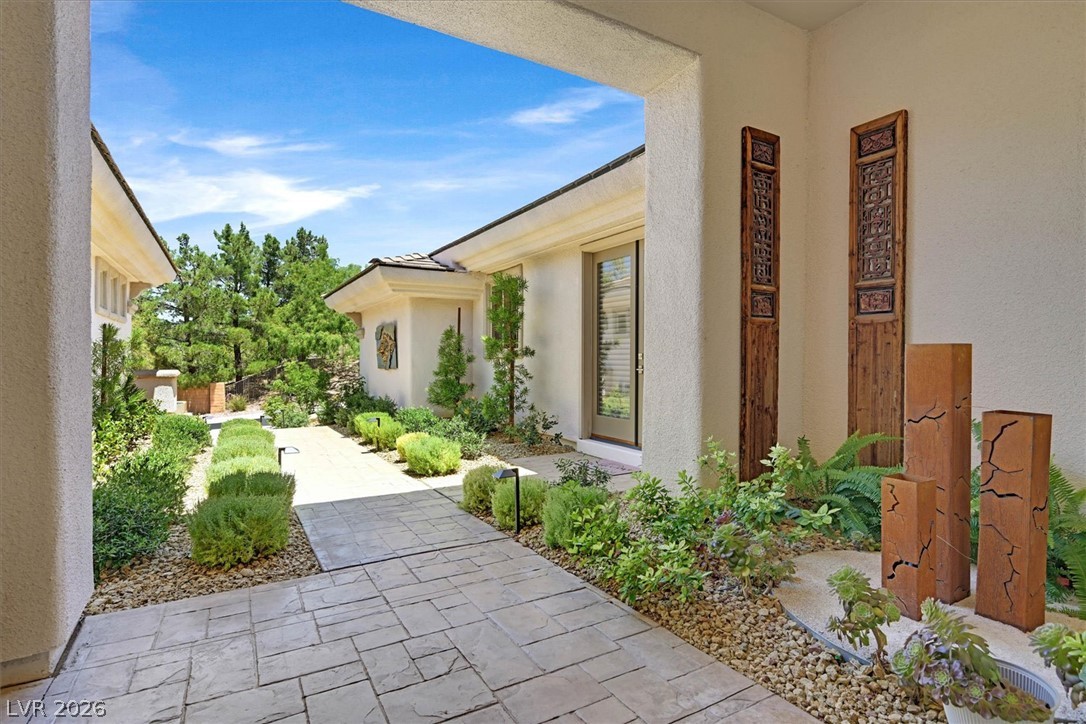 19 Club Vista Drive Henderson NV 89052
