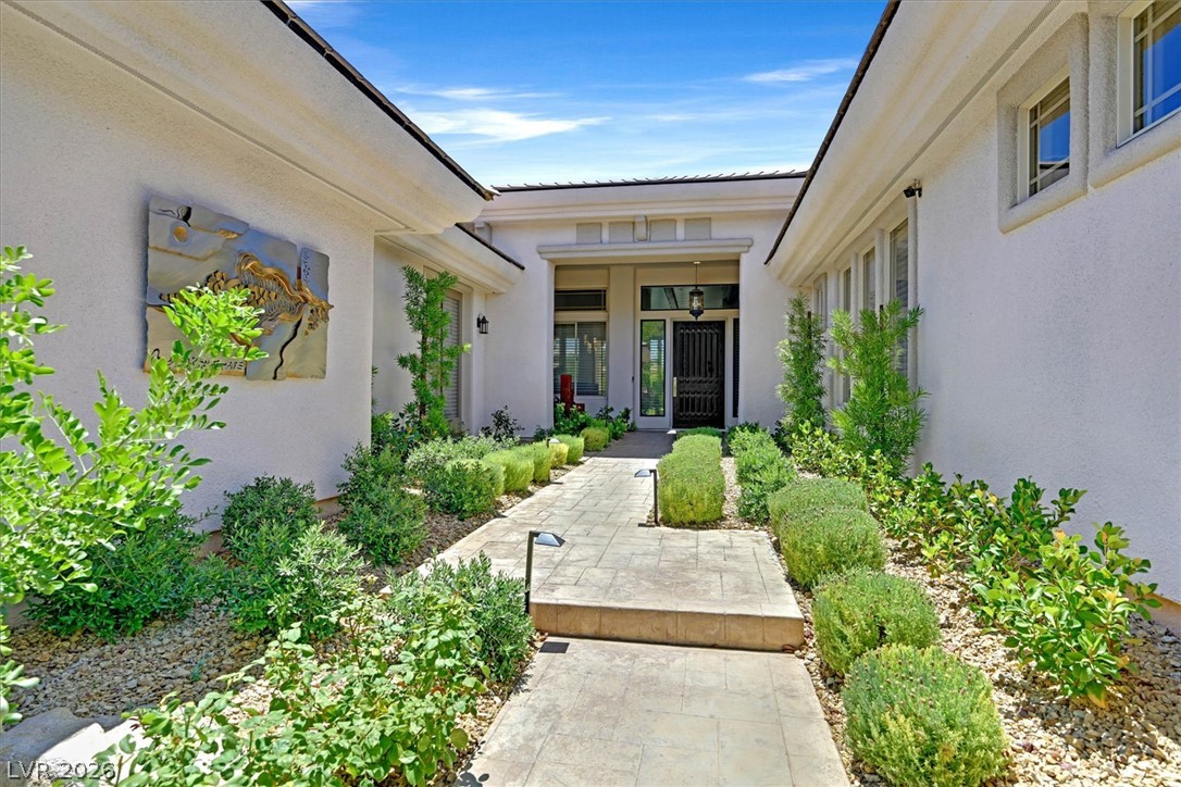 19 Club Vista Drive Henderson NV 89052