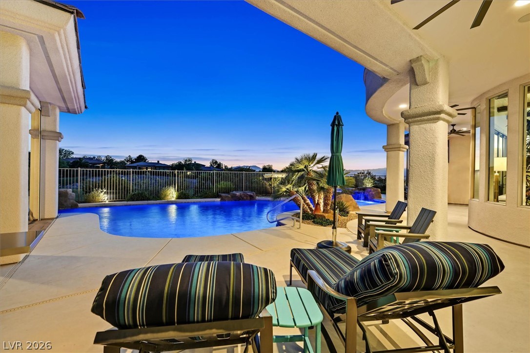 19 Club Vista Drive Henderson NV 89052