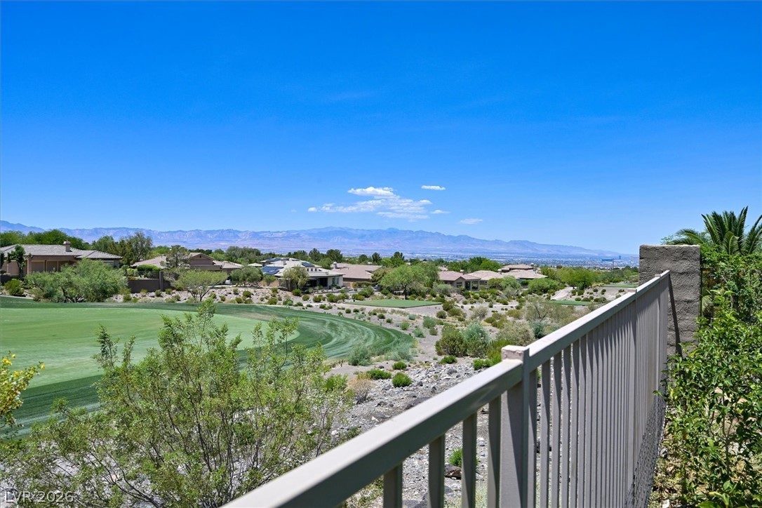 19 Club Vista Drive Henderson NV 89052