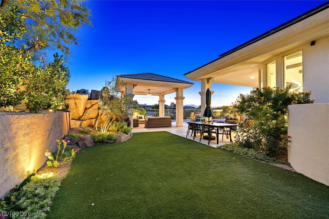 19 Club Vista Drive Henderson NV 89052