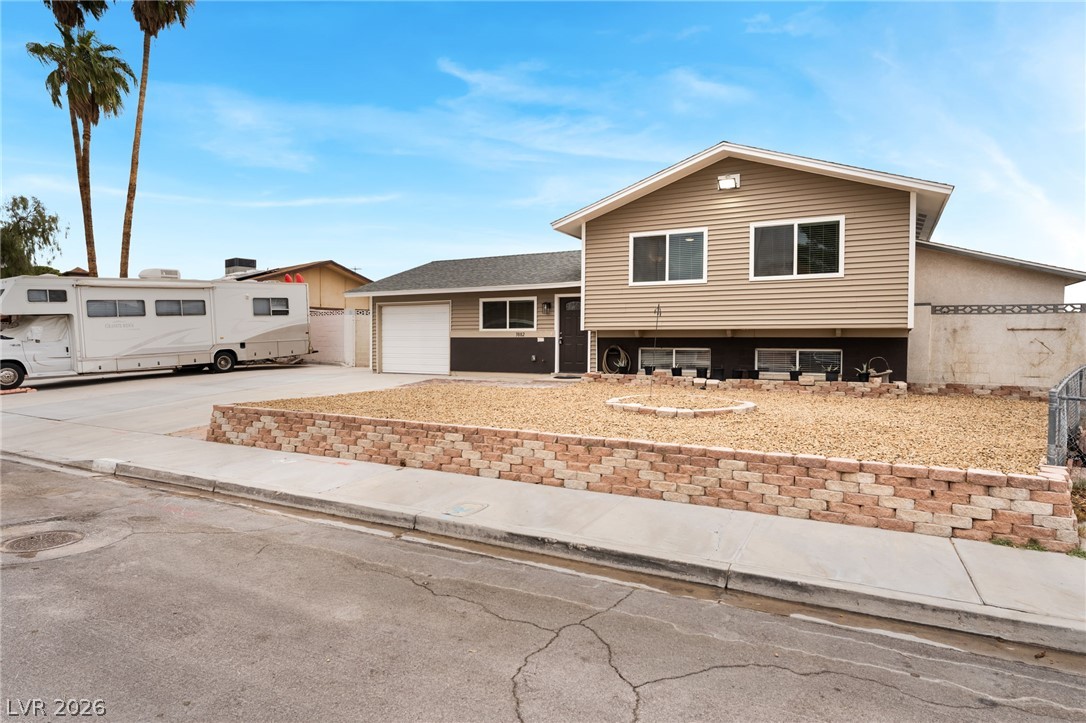 3882 Chinchilla Avenue Las Vegas NV 89121