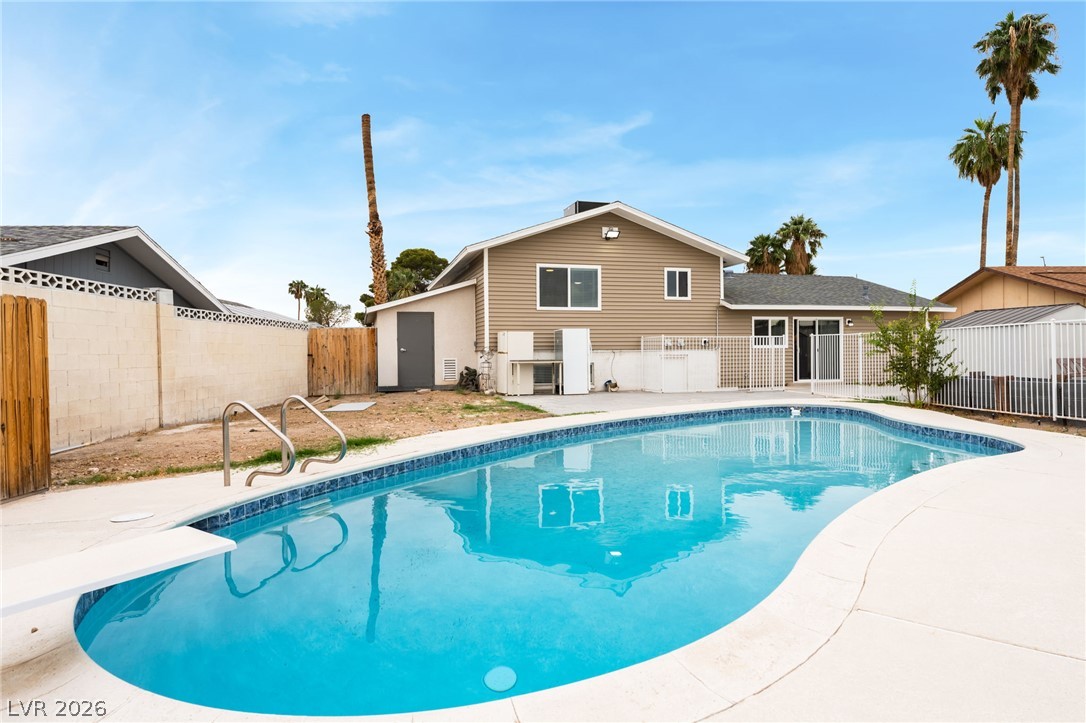 3882 Chinchilla Avenue Las Vegas NV 89121