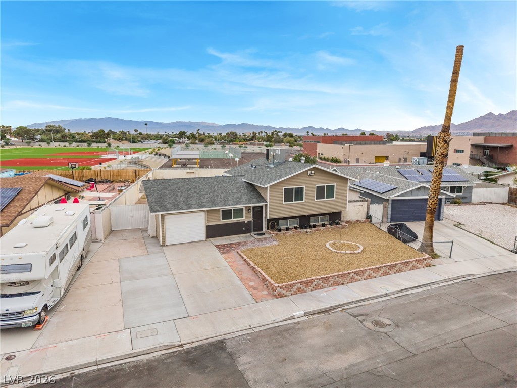 3882 Chinchilla Avenue Las Vegas NV 89121