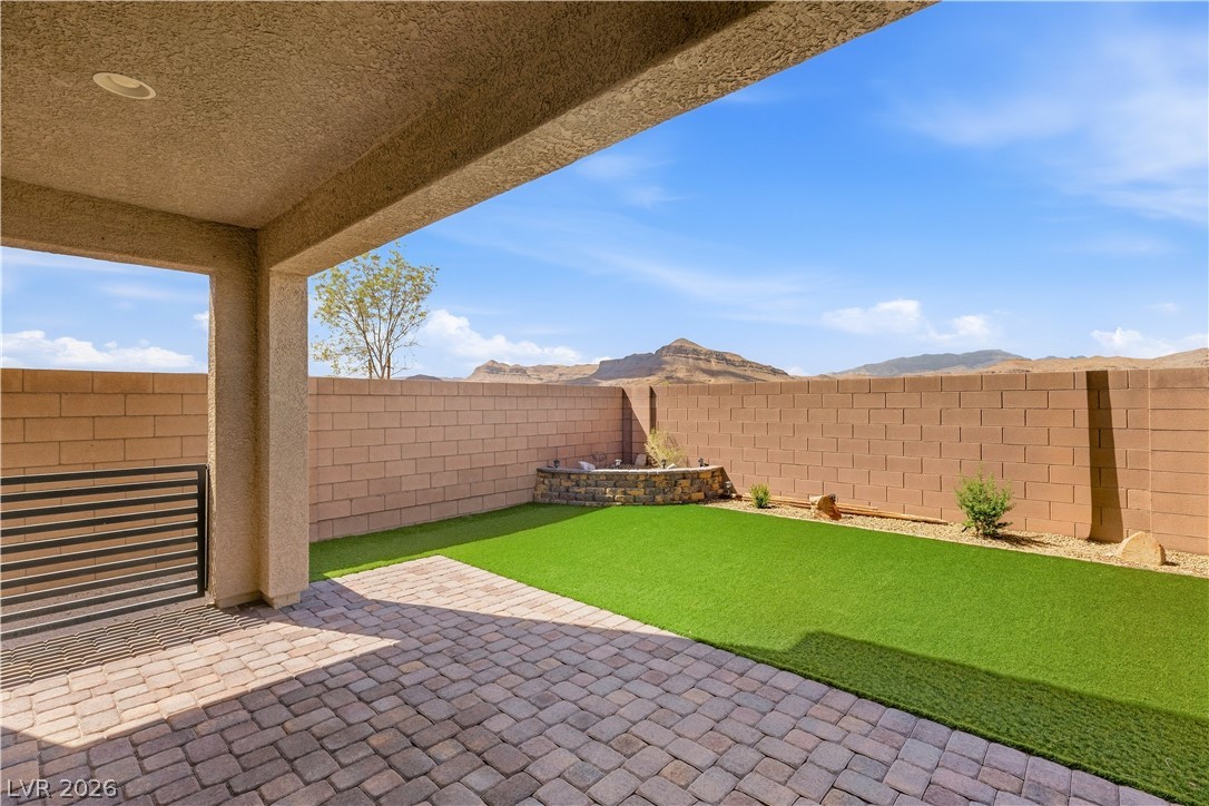 10593 Giant Cardon Street Las Vegas NV 89179