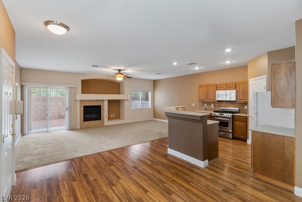 8710 Horizon Wind Avenue 103 Las Vegas NV 89178