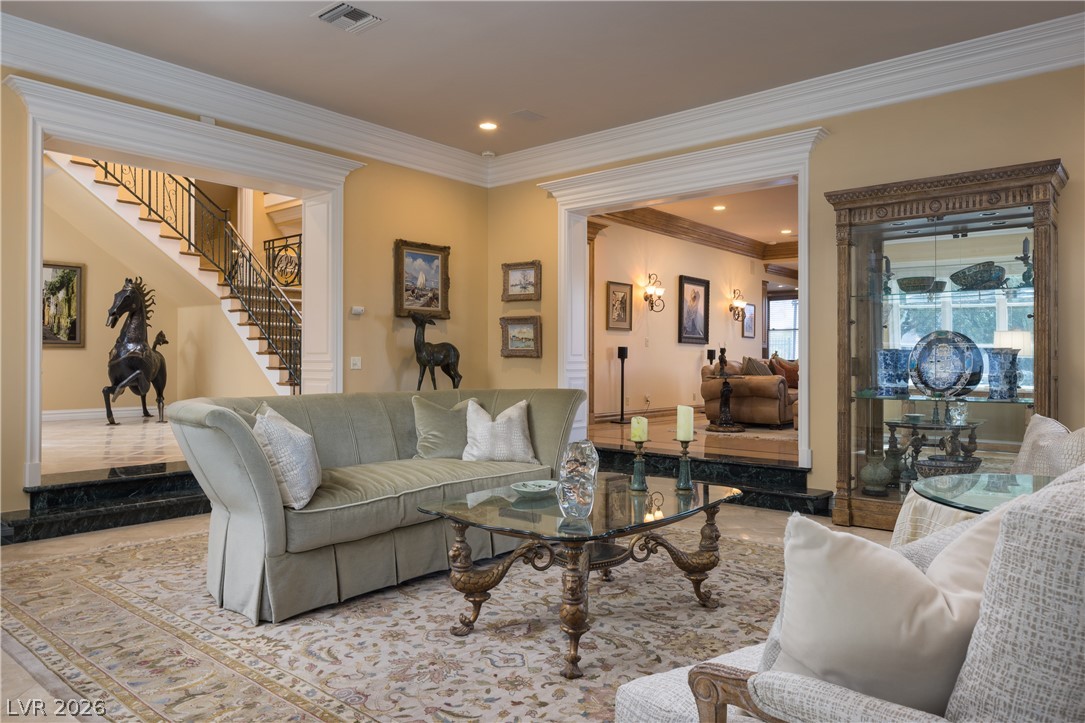 1413 Iron Hills Lane Las Vegas NV 89134