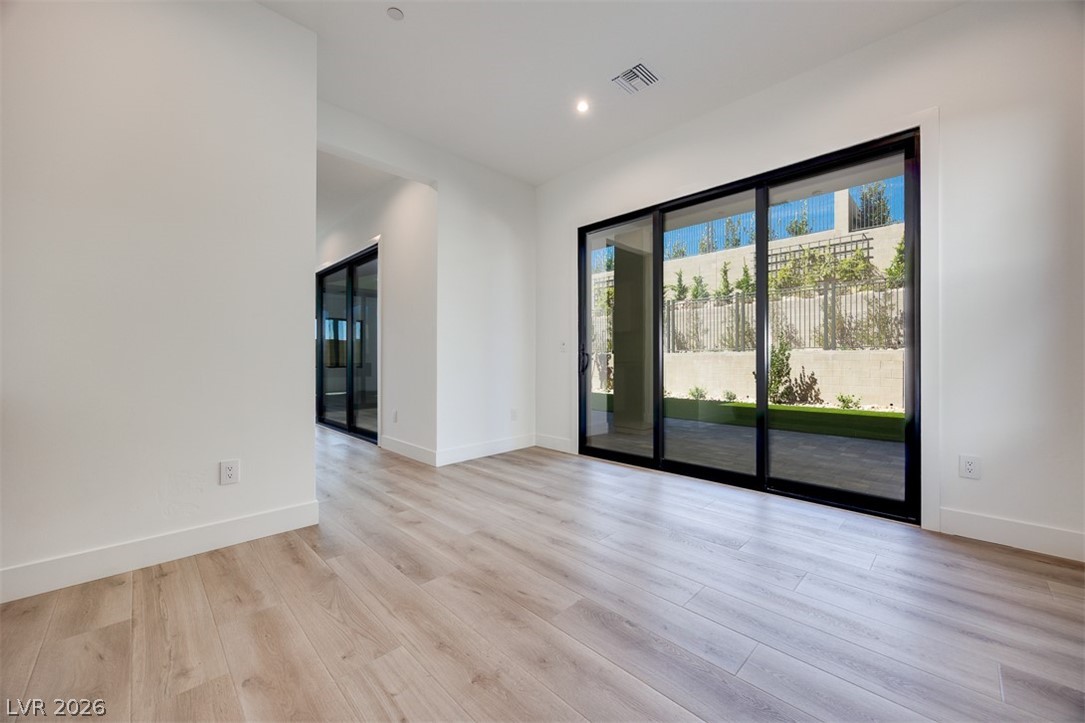 51 Parkwood Ridge Street Las Vegas NV 89138