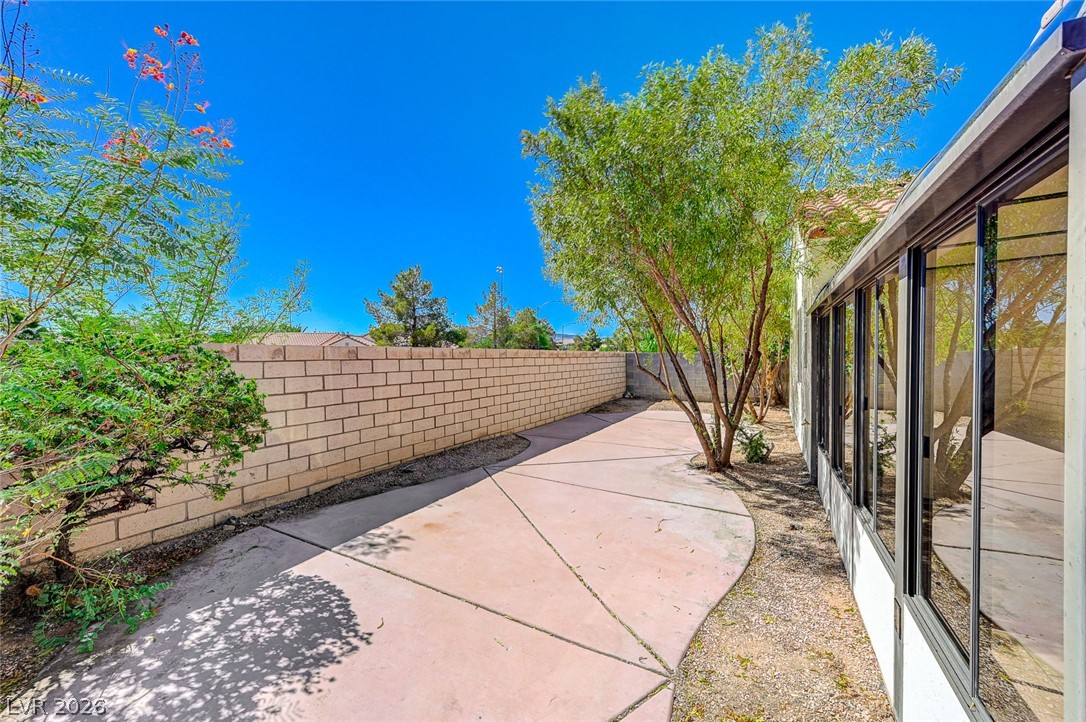 749 Hitchen Post Drive Henderson NV 89011