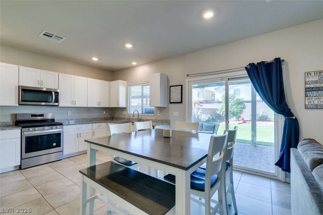 7239 Glimmer Point Street North Las Vegas NV 89084