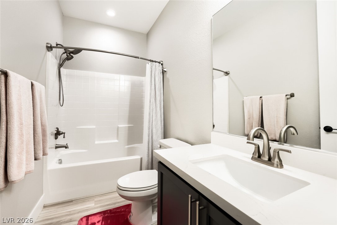 10936 Chipotle Avenue Las Vegas NV 89166