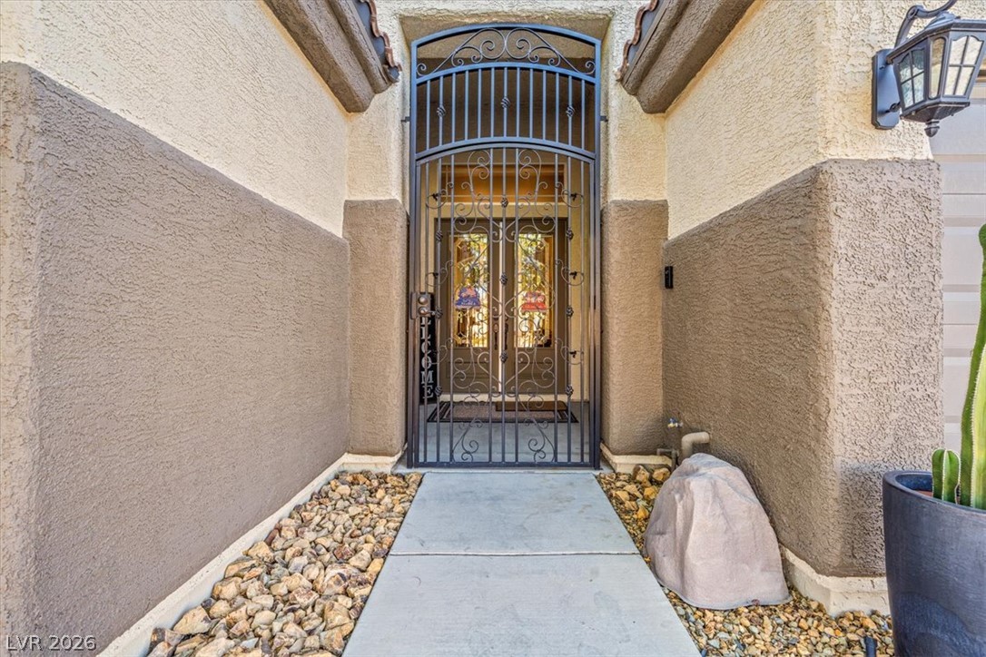 6717 Hawthorne Creek Court Las Vegas NV 89131