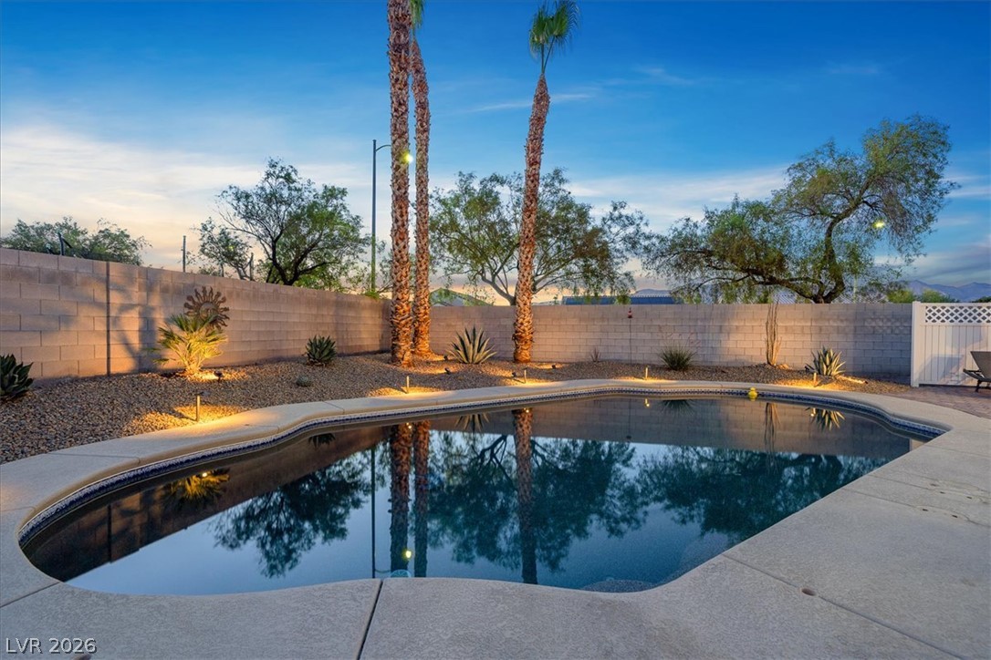 6717 Hawthorne Creek Court Las Vegas NV 89131