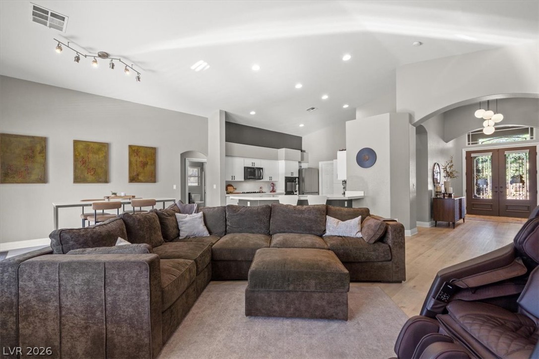 6717 Hawthorne Creek Court Las Vegas NV 89131
