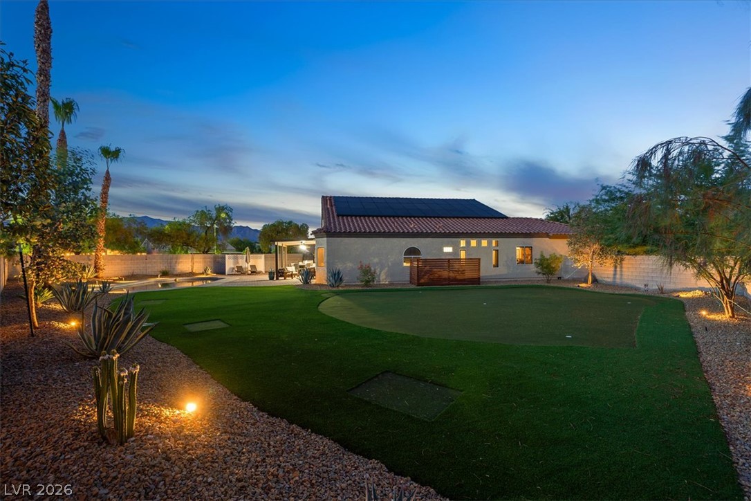 6717 Hawthorne Creek Court Las Vegas NV 89131