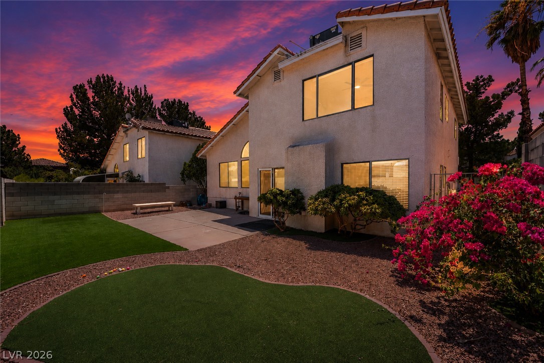 8872 Chapman Point Las Vegas NV 89129