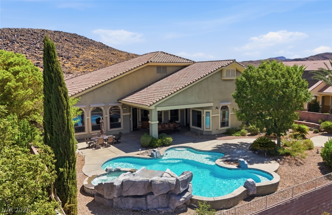 2266 Driftwood Tide Avenue Henderson NV 89052