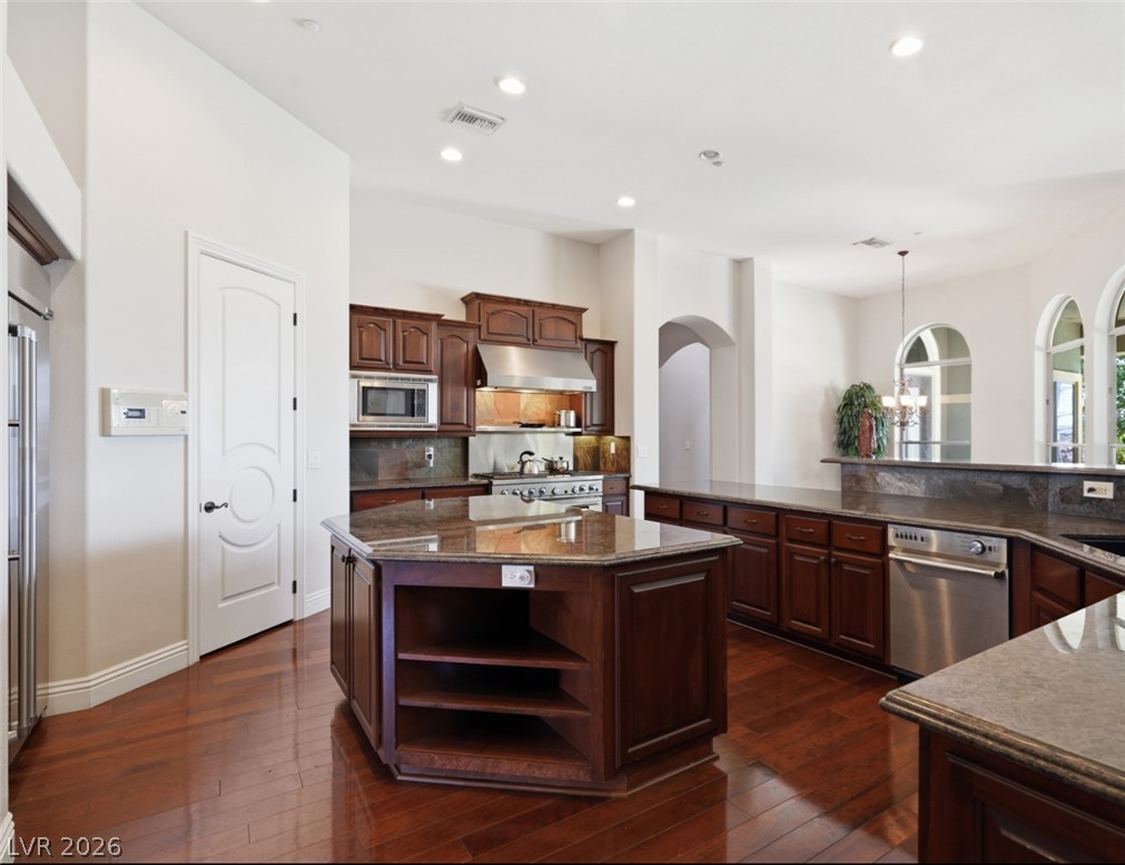 2266 Driftwood Tide Avenue Henderson NV 89052