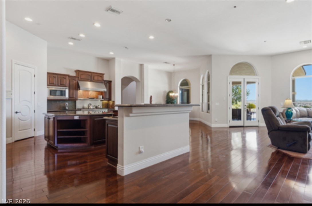 2266 Driftwood Tide Avenue Henderson NV 89052