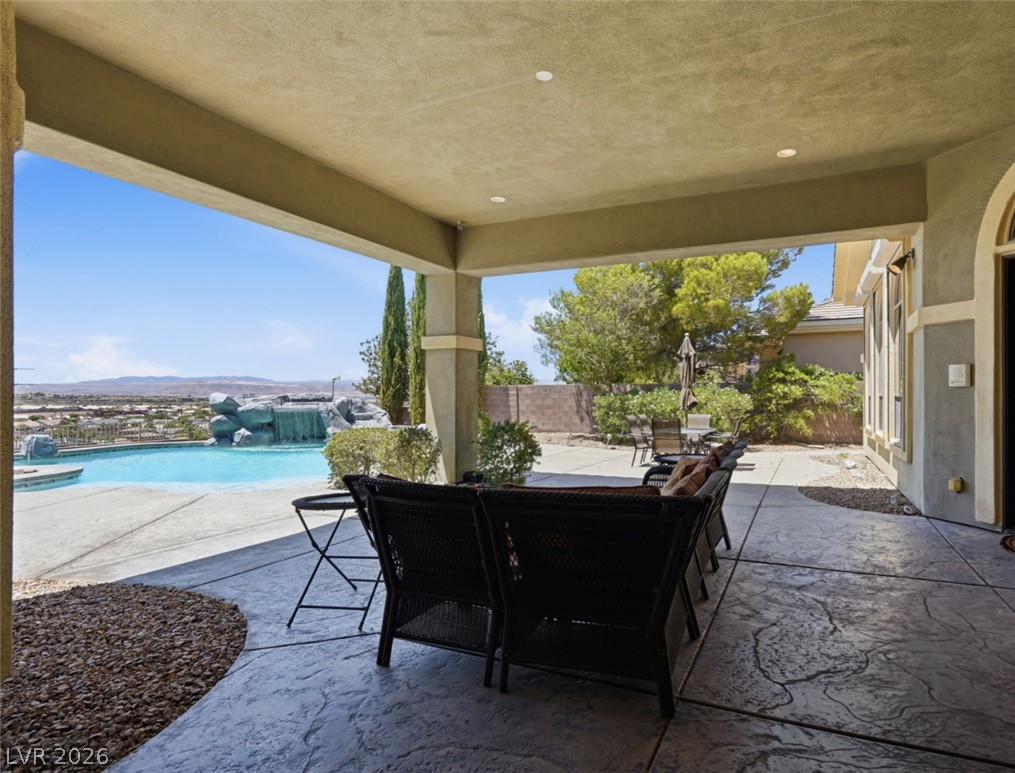 2266 Driftwood Tide Avenue Henderson NV 89052