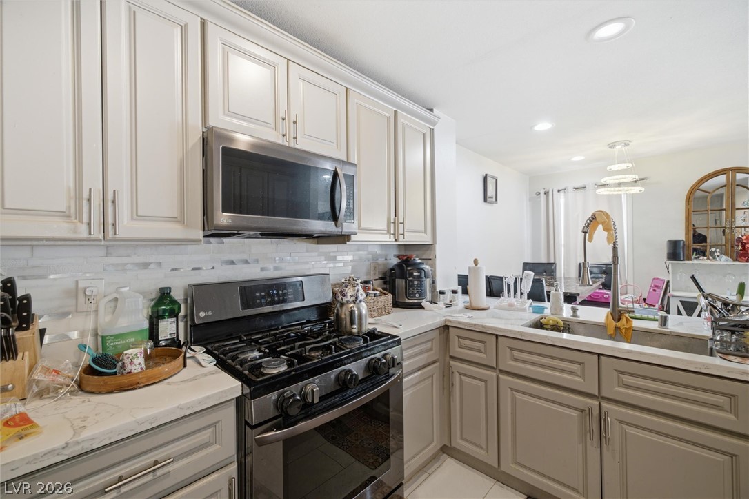3305 Summerfield Lane Las Vegas NV 89117