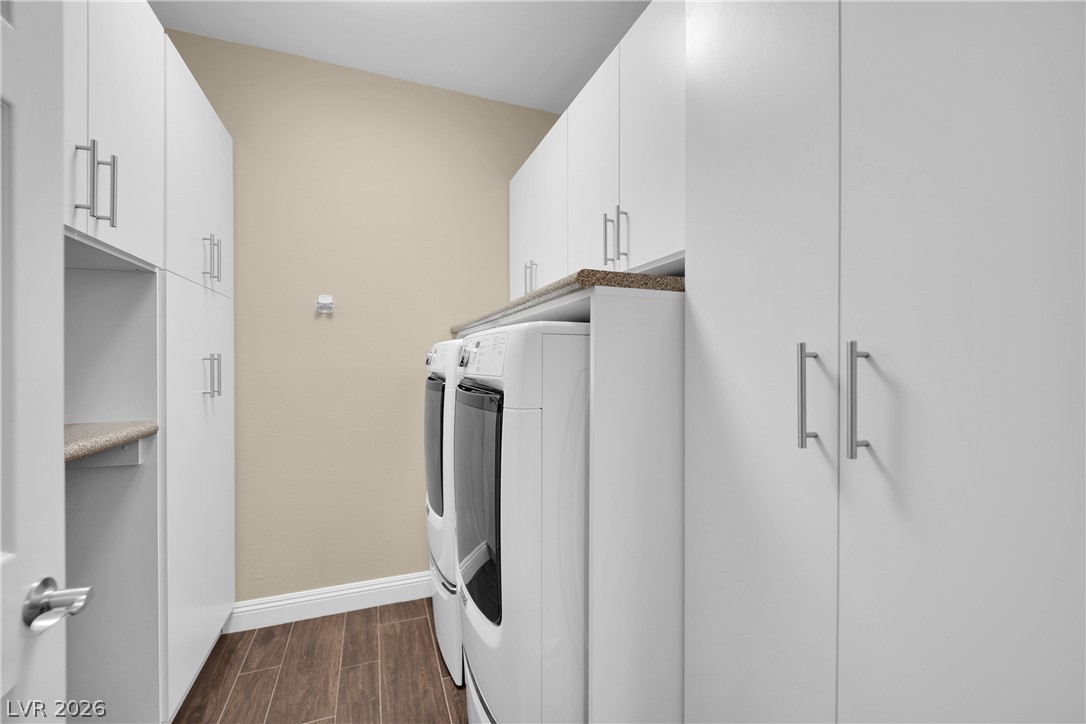 5812 Bargull Bay Avenue Las Vegas NV 89131