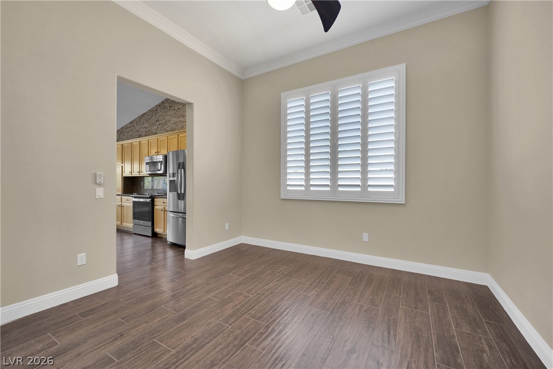 5812 Bargull Bay Avenue Las Vegas NV 89131