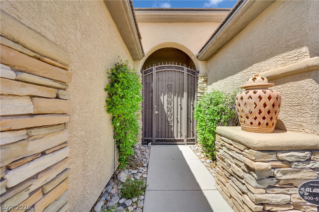 5812 Bargull Bay Avenue Las Vegas NV 89131