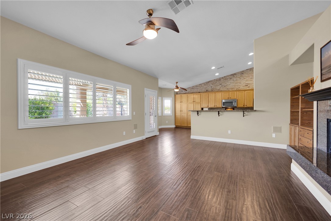 5812 Bargull Bay Avenue Las Vegas NV 89131
