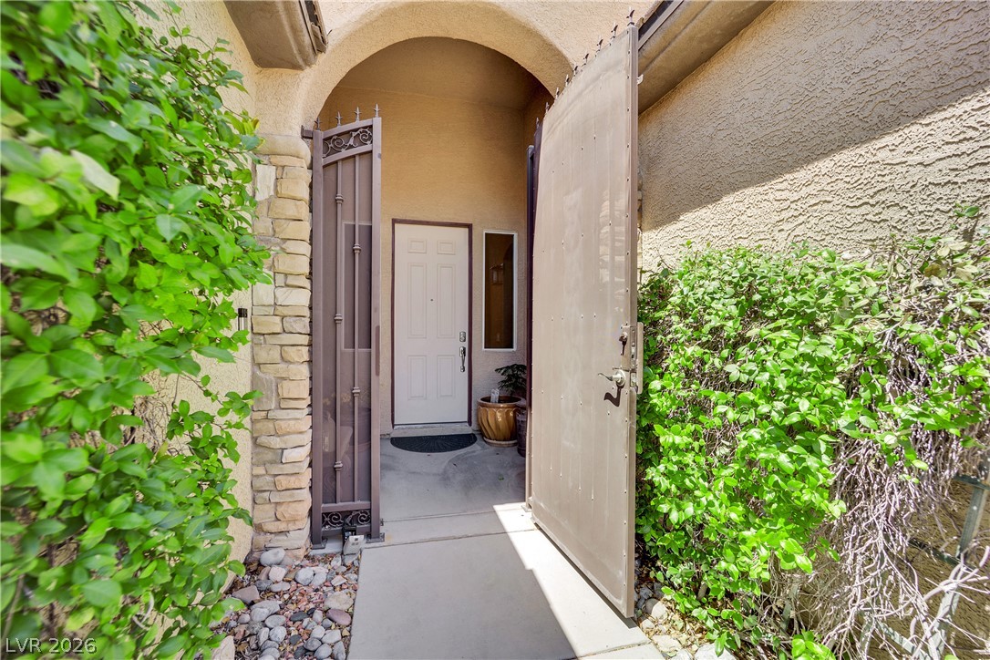 5812 Bargull Bay Avenue Las Vegas NV 89131