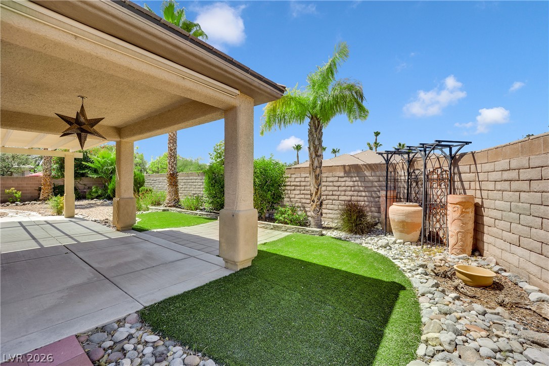 5812 Bargull Bay Avenue Las Vegas NV 89131