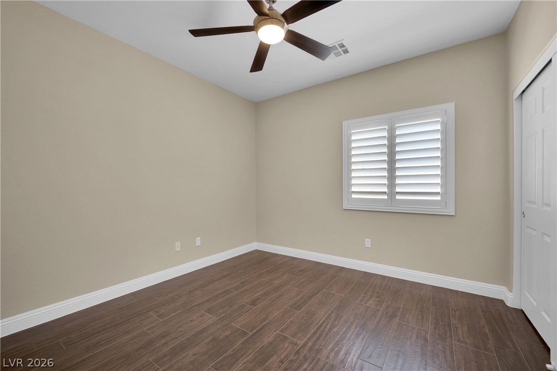 5812 Bargull Bay Avenue Las Vegas NV 89131