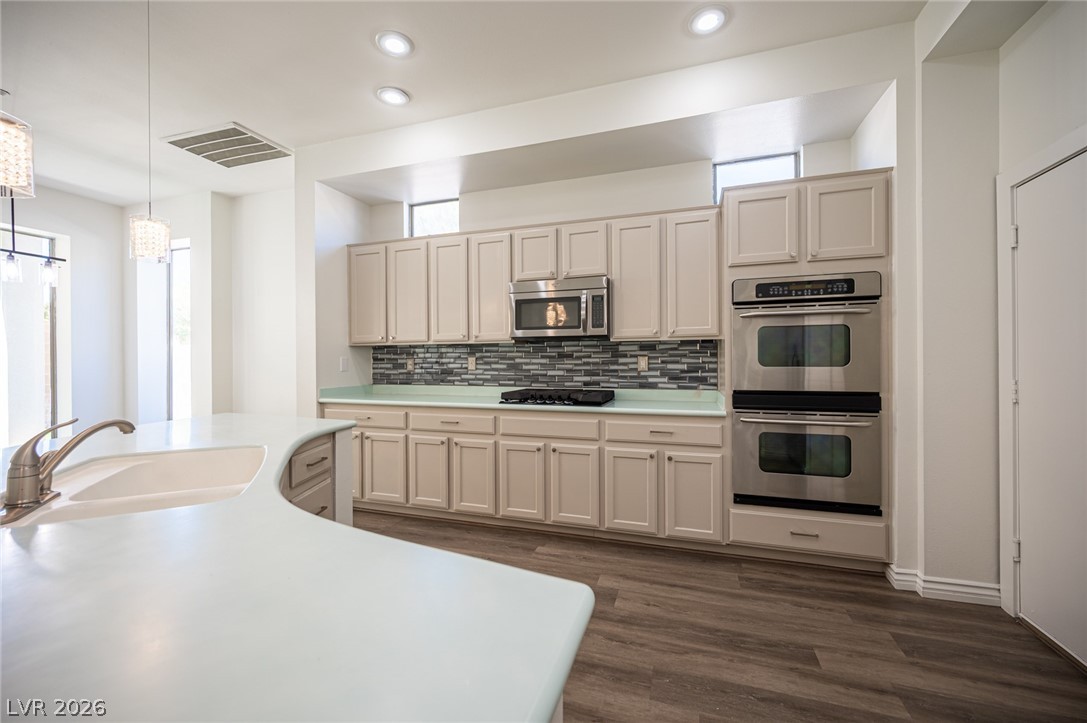6471 Spiced Butter Rum Street North Las Vegas NV 89084