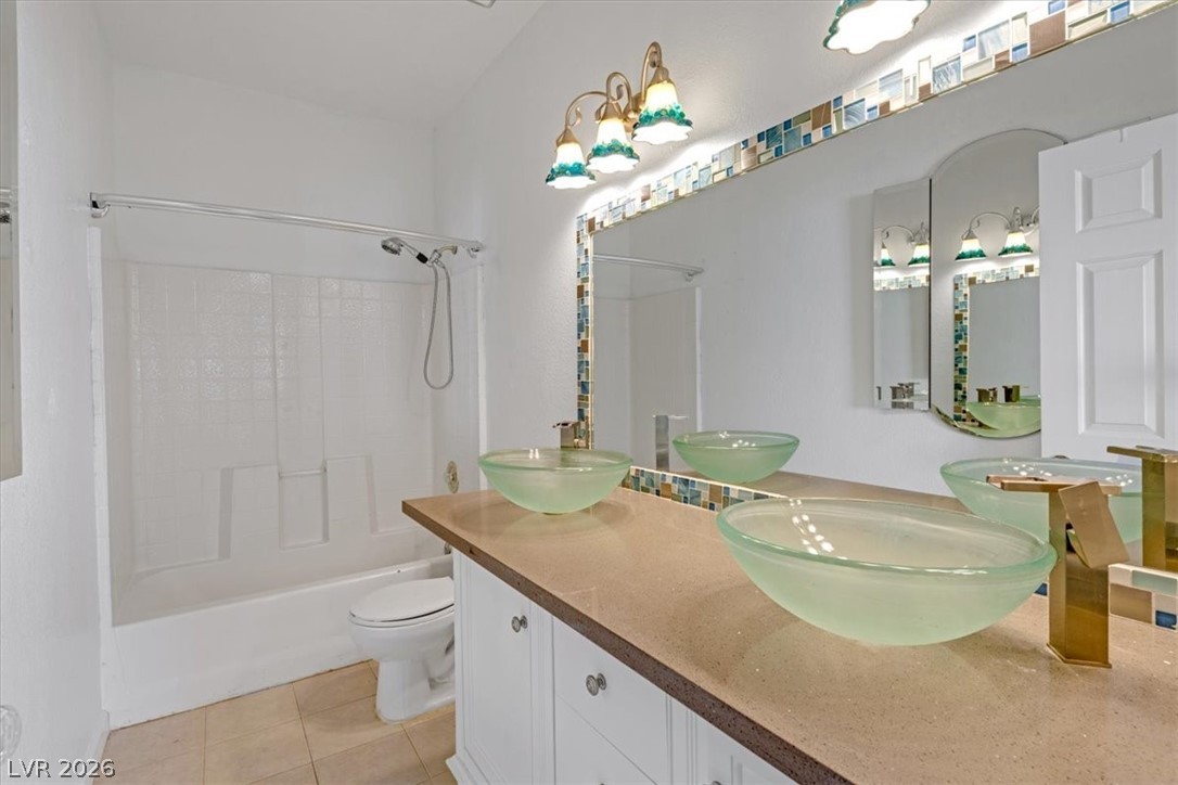 2305 Lone Ridge Court North Las Vegas NV 89032