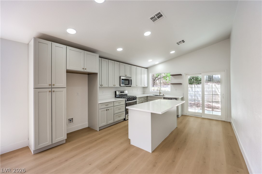 1841 Vista Pointe Avenue Henderson NV 89012